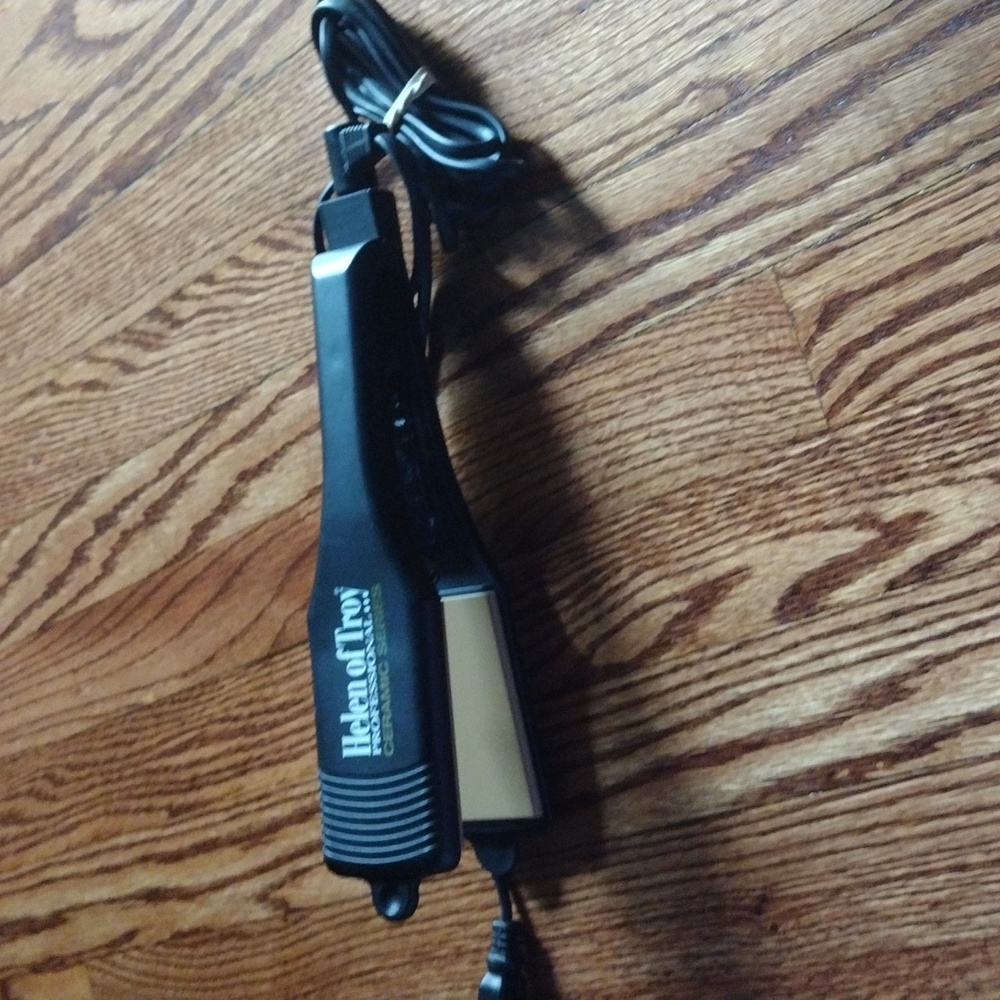 Helen of Troy professional Ceramics Series Straightener